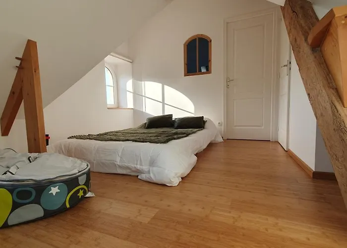 Du Croissant Apartamento *