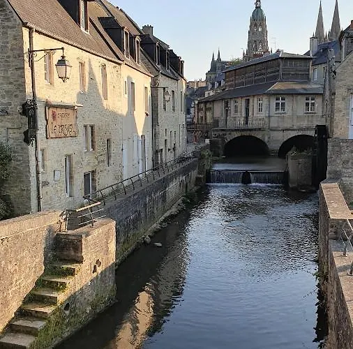 Du Croissant דירה